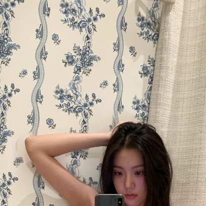 https://static.picstashpic.com/product/cover/06507274-1b15-4cd0-9a86-220f5efb73c0.jpg