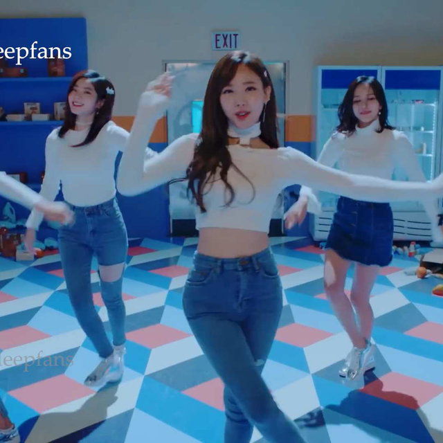 TWICE 'Heart Shaker' AI PMV