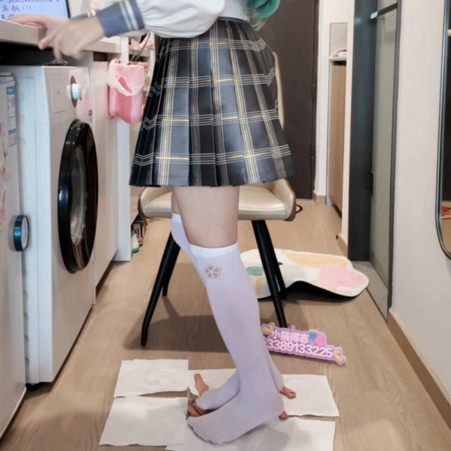 小猫得志流萤白丝x火腿双视角