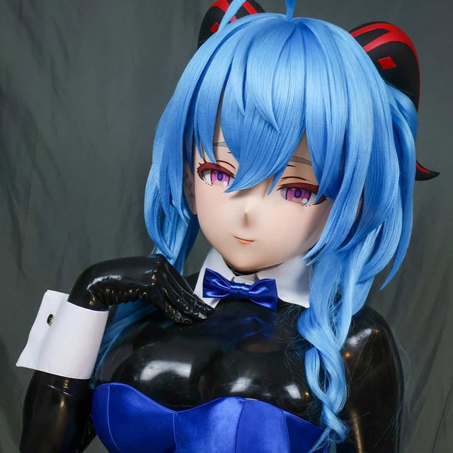 乳胶兔女郎