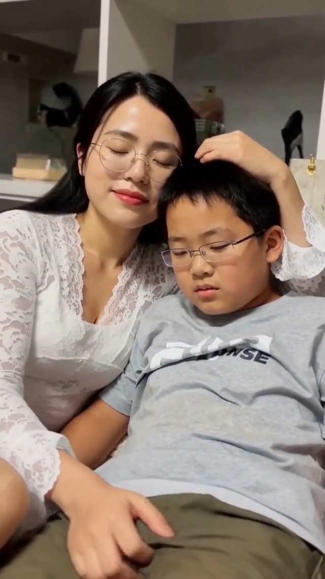 https://static.picstashpic.com/product/slide/443b98e7-a2de-4ca1-82a6-e919b5e0e7f6.jpg