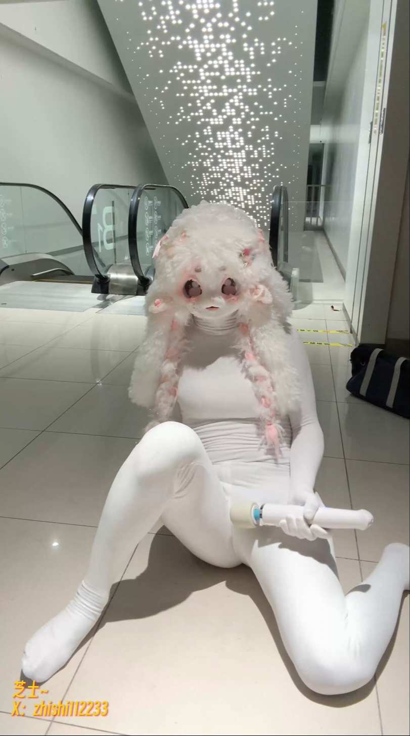 https://static.picstashpic.com/product/slide/d91aff4c-f3f2-4cfa-a5bc-a51ae3f05106.jpg